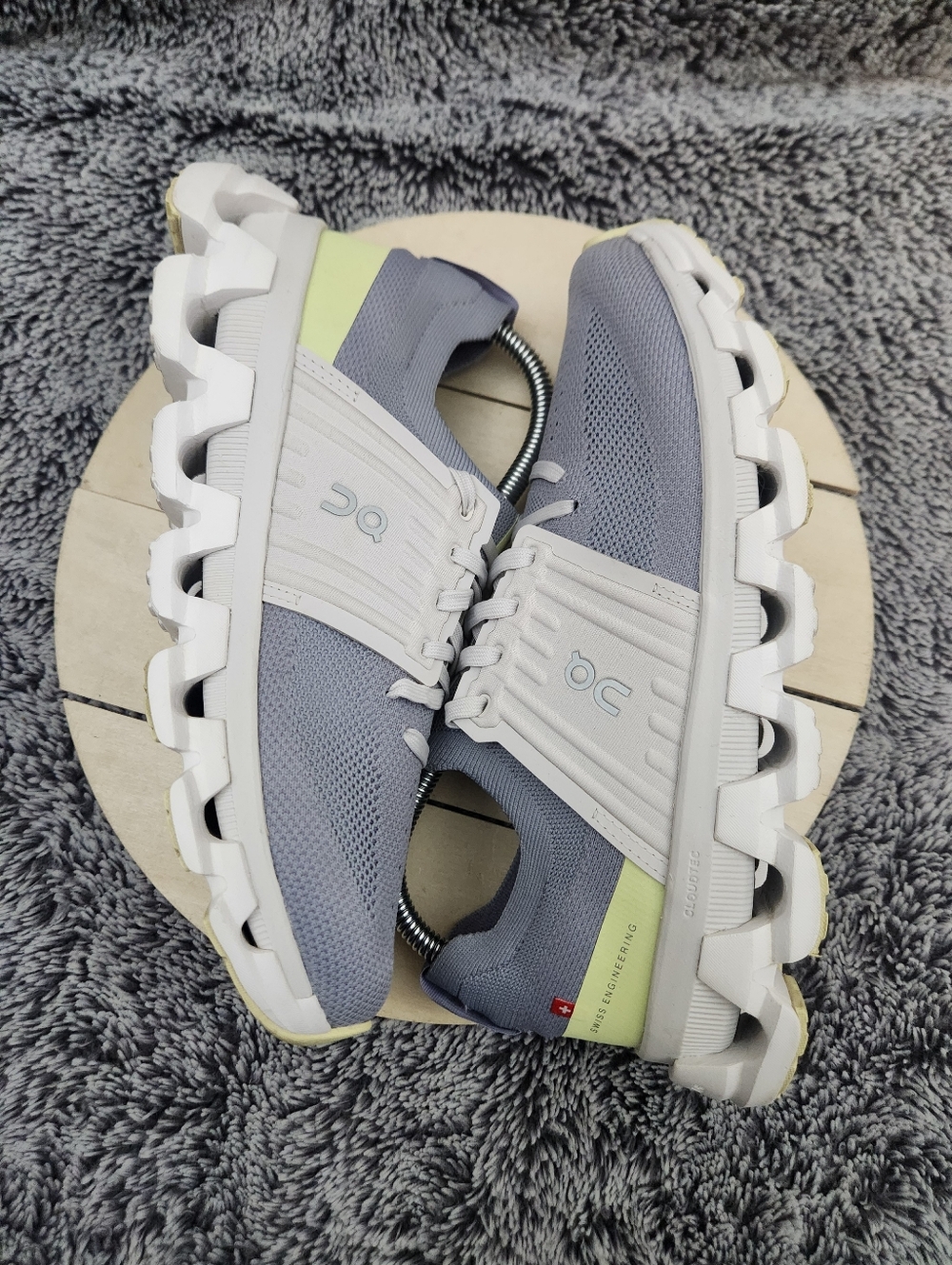 ON Running Cloudswift 3 Nimbus/Hay Running Shoes Women's Size 8 - Picture 6 of 9